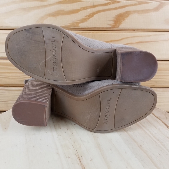 Franco Sarto GOLDIE 10M Leather Peep Toe Ankle Booties Boots Perforated Back Zip - Picture 10 of 10